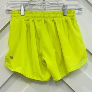 Lululemon Hotty Hot Shorts II 4" Size 4 Tall In Highlight Yellow